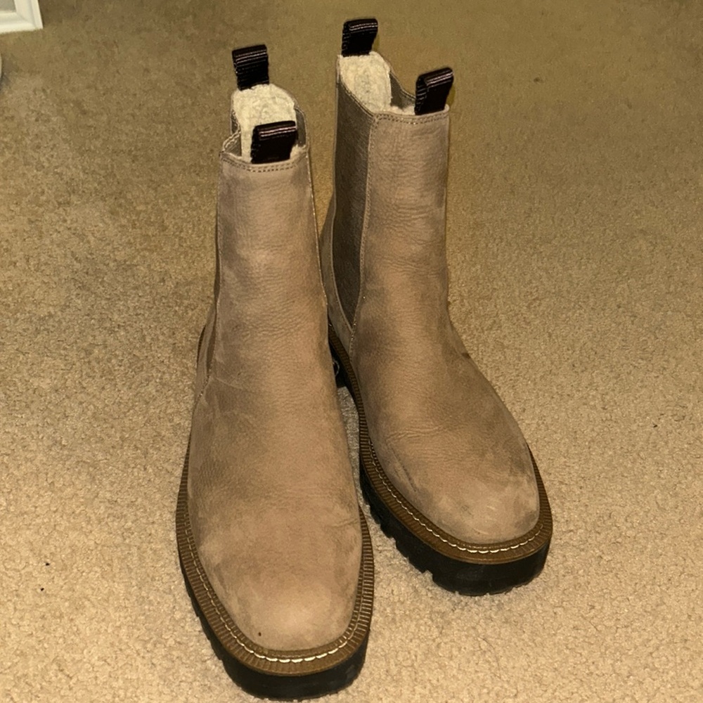 Sam Edelman Chelsea Suede Boot - Picture 2 of 3